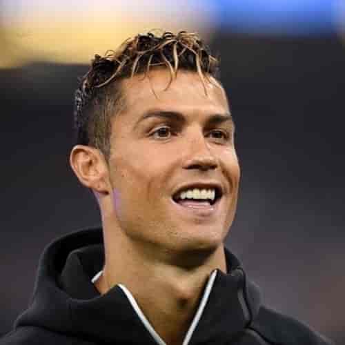 CR7 HAIRCUT 37