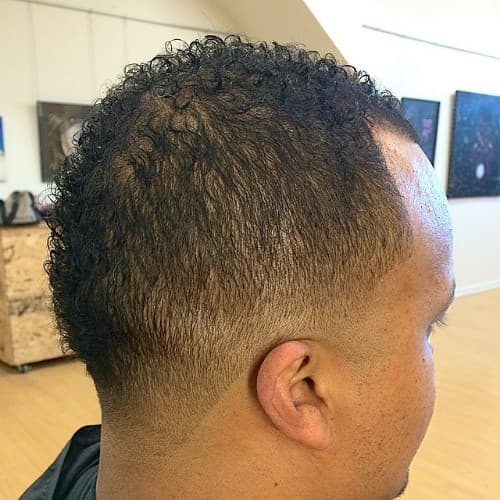 SHORT CURL FADE