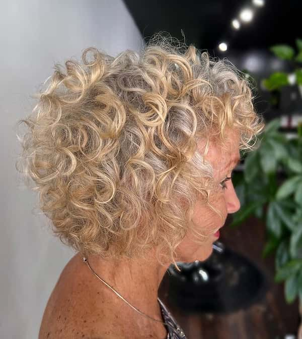 17 Sassy Curly Bob Hairstyles for Over 50