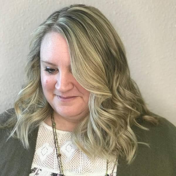 Long Hairstyle for Plus Size Women