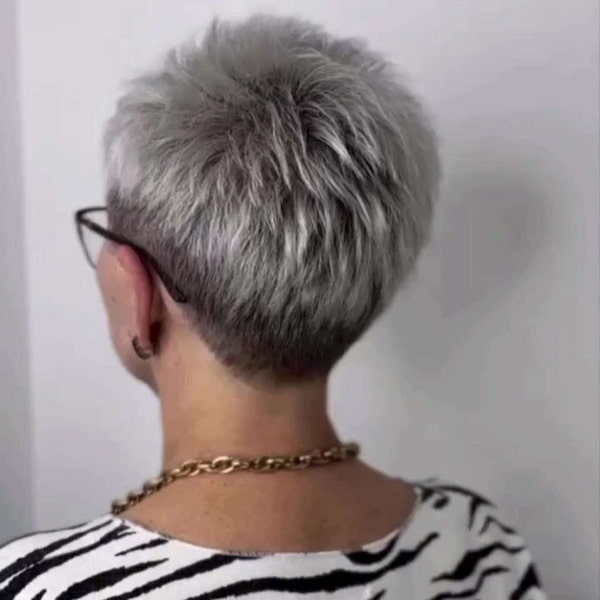 Short Pixie Bob Haircut