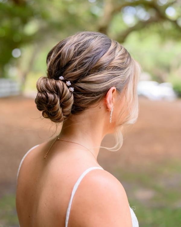 Knotted Stepped Bun