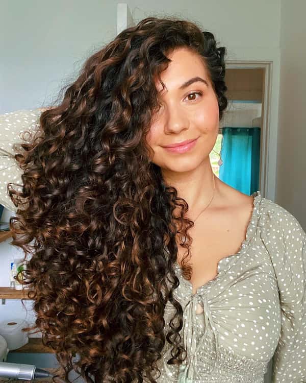 Side-parted Long Bouncy Curly Hair
