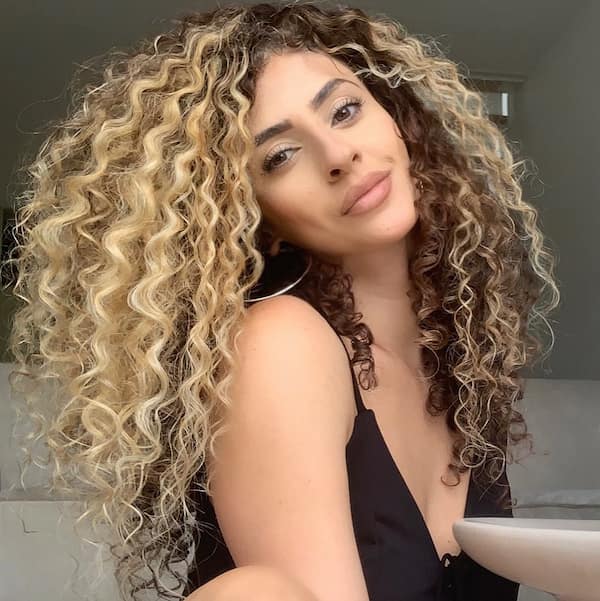 Summer Curls for Long Blonde Hair