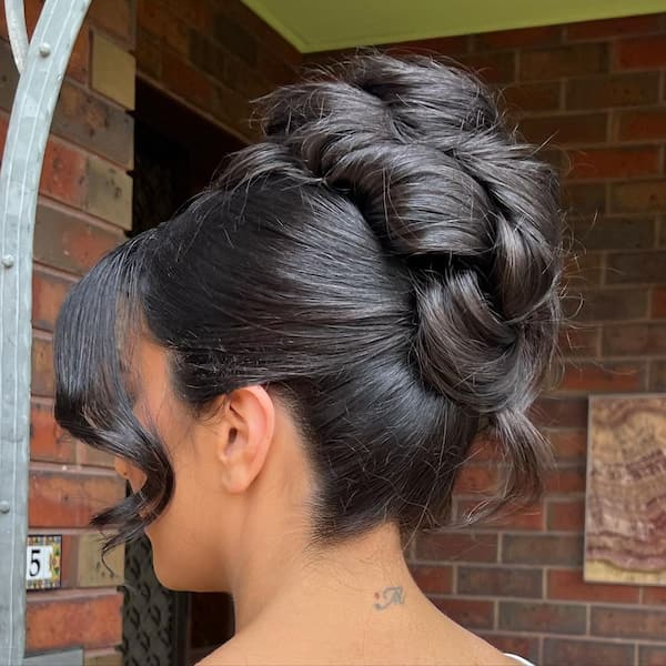 Twisty Flowy Loose Bun