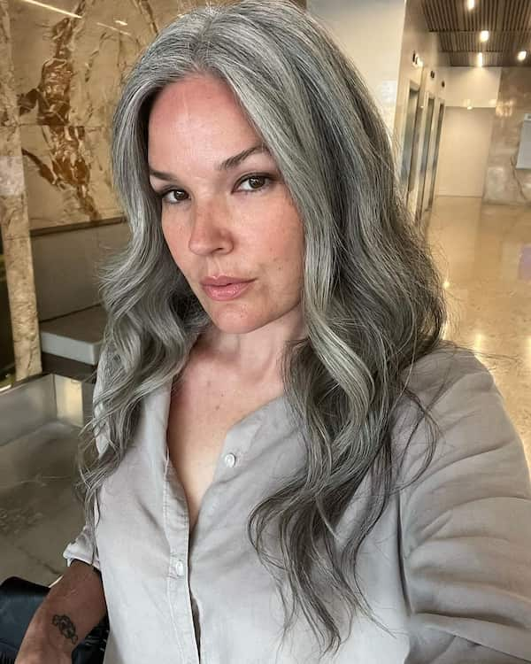 Centre-Parted Wavy Gray Hairdo