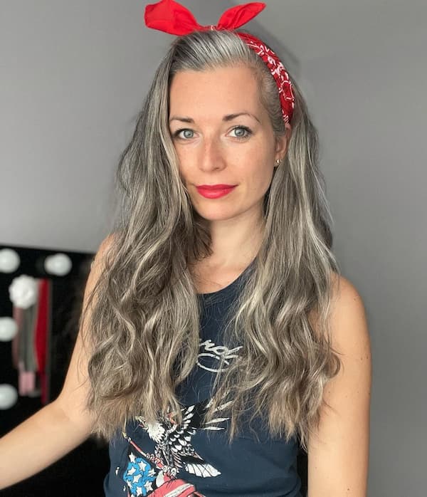 Classic Medium-Length Gray Hairdo with Headband