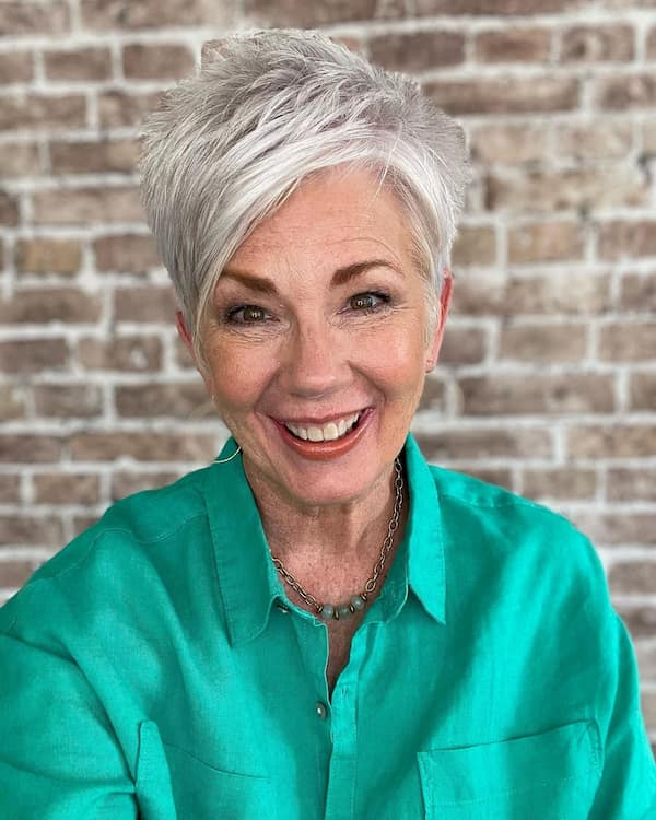 50 Youthful Gray Hairstyles for Over 50
