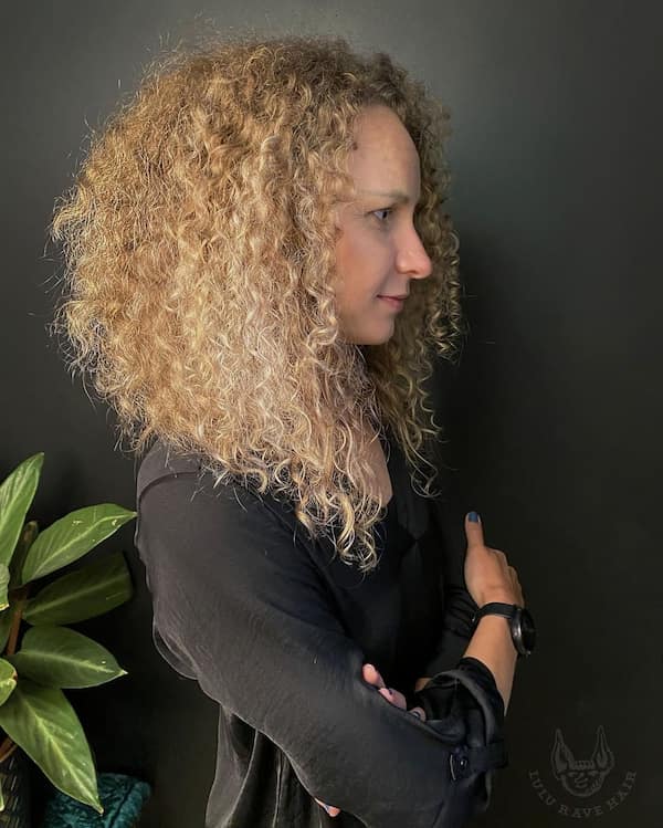 Blonde Lush Messy Curly Hair