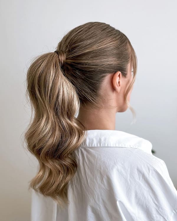 Classic Wavy Ponytail