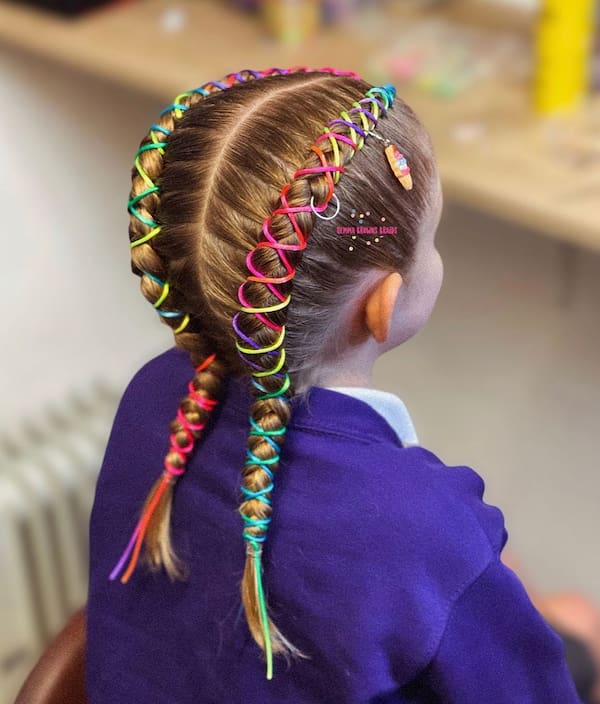 Double Braids with Colorful Ribbons