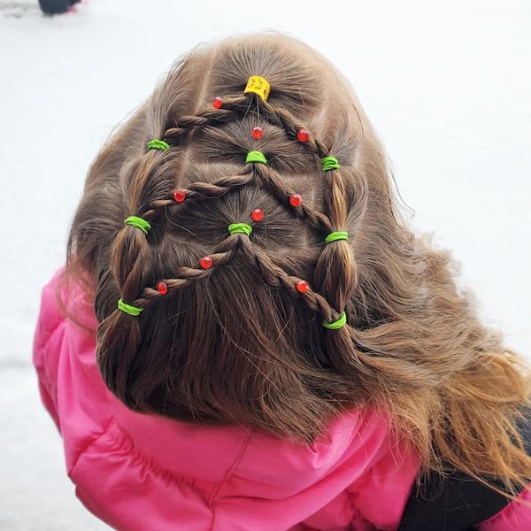 Messy Christmas Tree Hairstyle