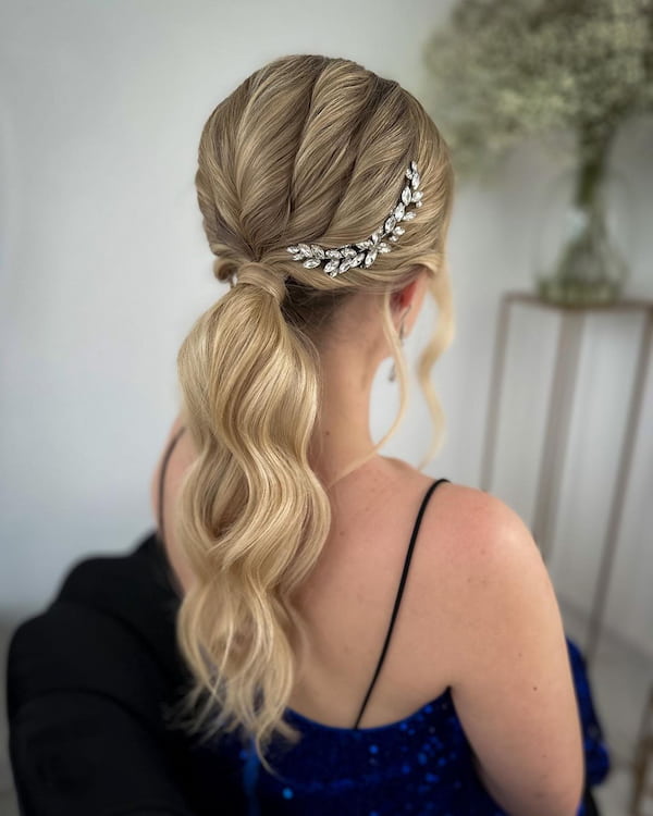 Modern Low Ponytail for Bridesmaid