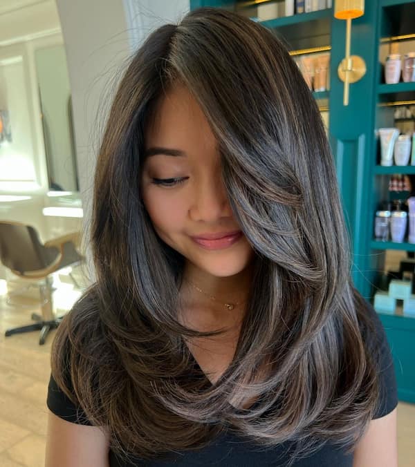 Multiple Layered Brunette Haircuts with Banga