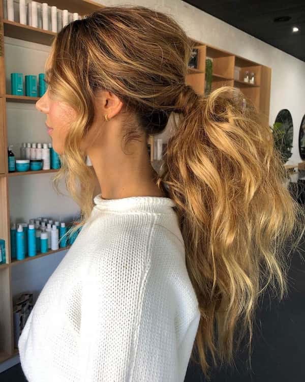 Pumped Up Wavy Ponytail with Volume