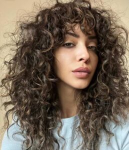 50 Classy Medium Length Hairstyles for Curly Hair