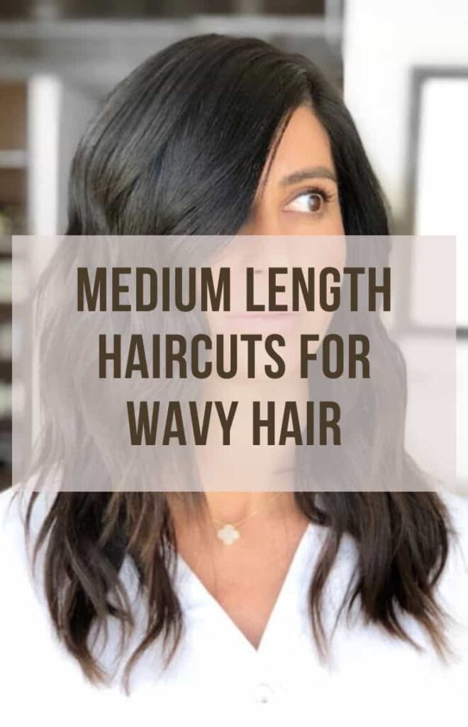 35 Gorgeous Medium Haircuts for Wavy Hair - Hairshepherd