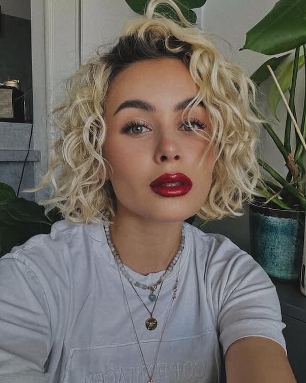 Romantic Blonde Curly Bob