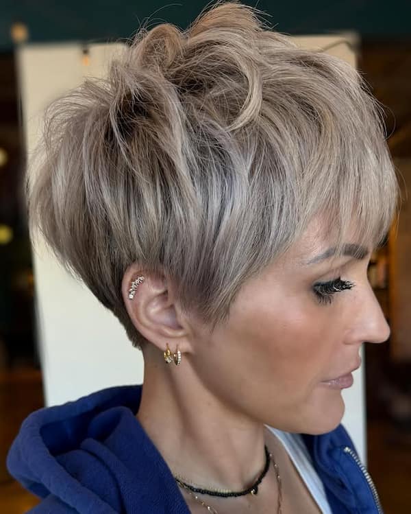 Pixie with V-Shape Nape