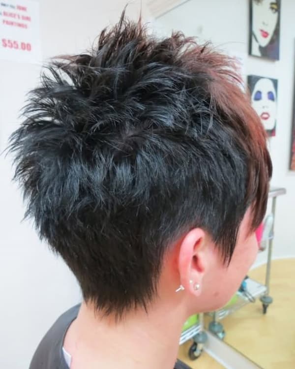 Capped Pixie with Spiky Layers 