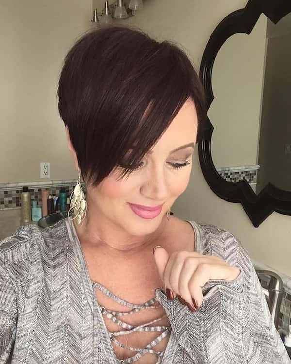 Pixie with V-Nape and Long Side Bangs 
