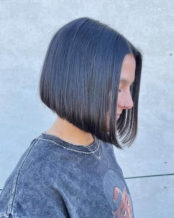 Classic Black Blunt Bob