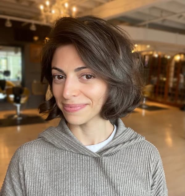 Chin Length Bob with W Blunt Ends&nbsp;