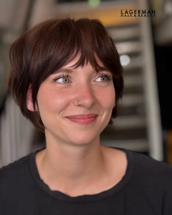Short Shaggy Bob with Choppy Layers&nbsp;