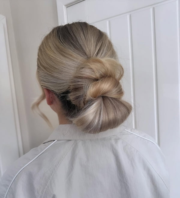 Low Twisted Knot Bun